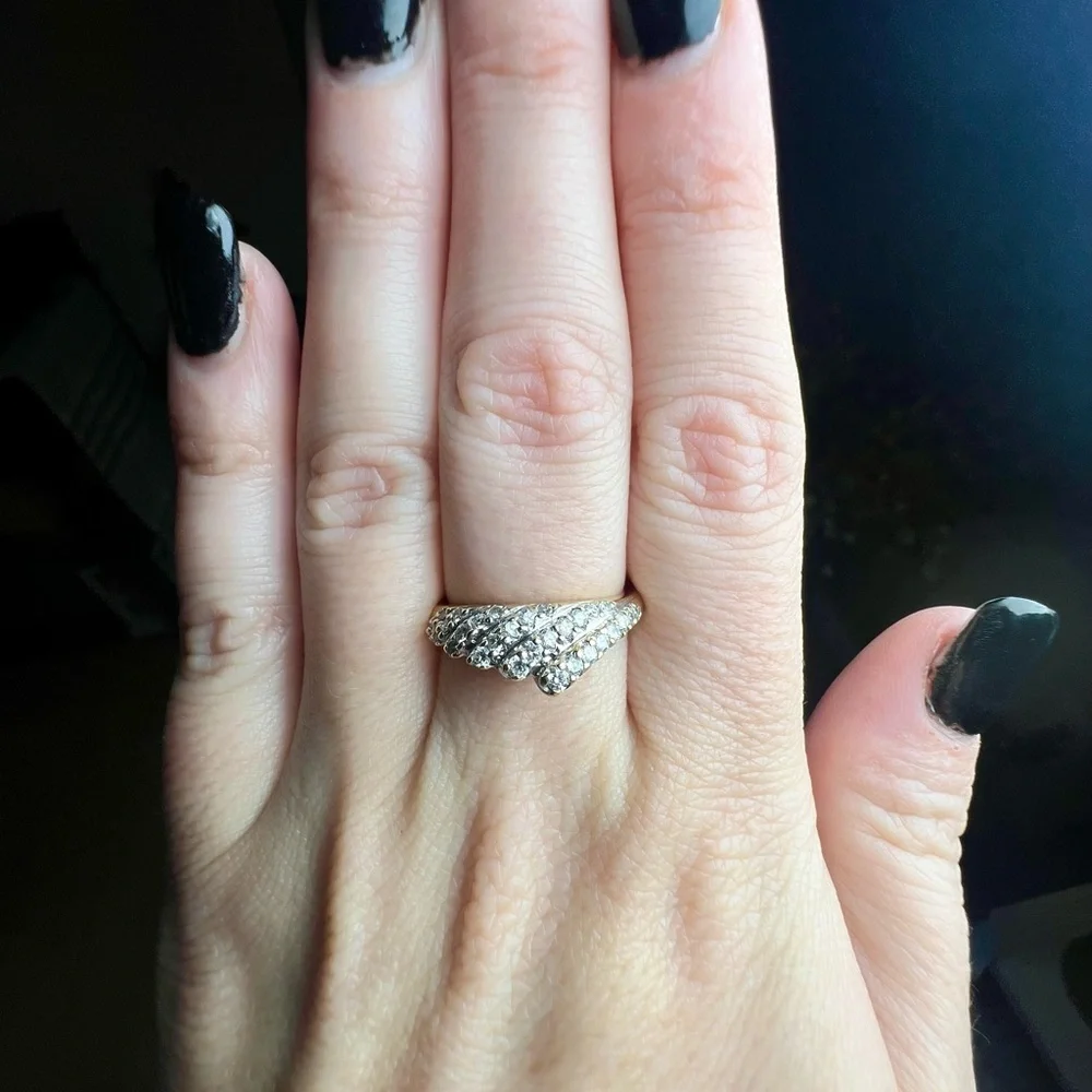 Unique Fan 14K Yellow Gold Diamond Asymmetrical Ring Size 8.25